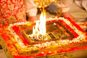 Read more about the article 5 top tips to organise an amazing wedding sangeet ceremony.